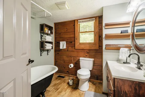 $424,900 | 2266 Sugar Mountain Drive, Unit 1, Banner Elk, NC 28604