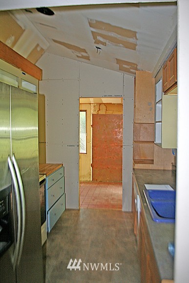14630 Southeast Allen Rd. Bellevue, WA 98006 - Photo 5 of 11