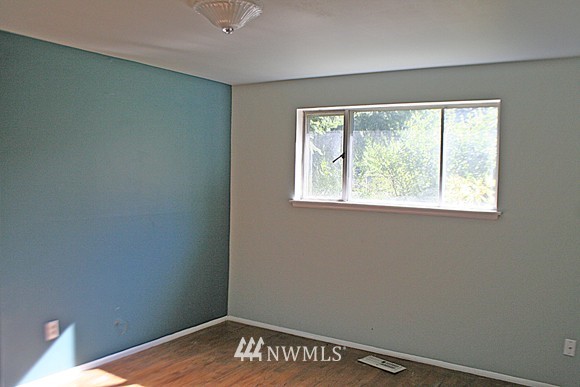14630 Southeast Allen Rd. Bellevue, WA 98006 - Photo 8 of 11
