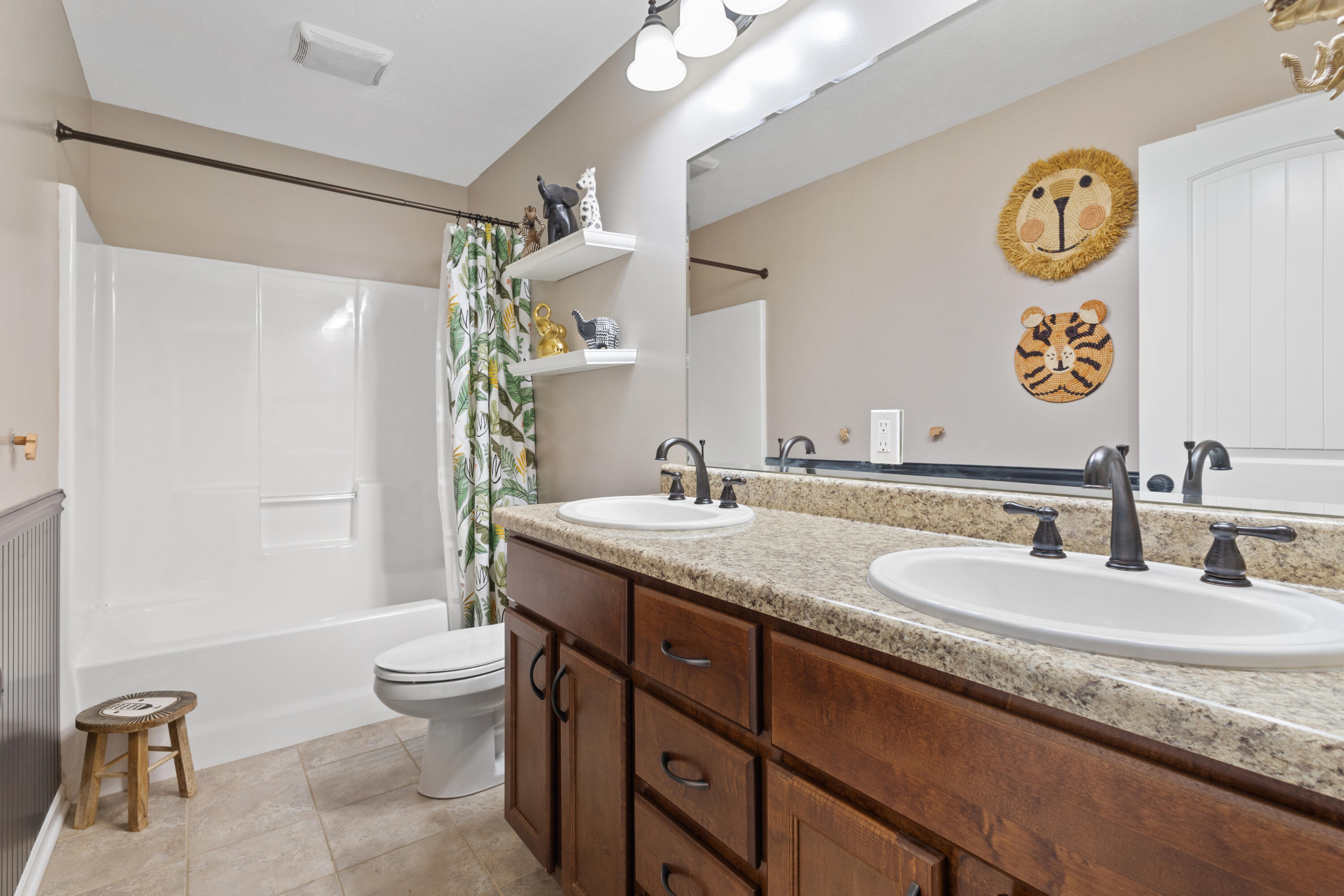 9977 Grape Ridge Kalamazoo, MI 49009 - Photo 44 of 73 IMG_3004