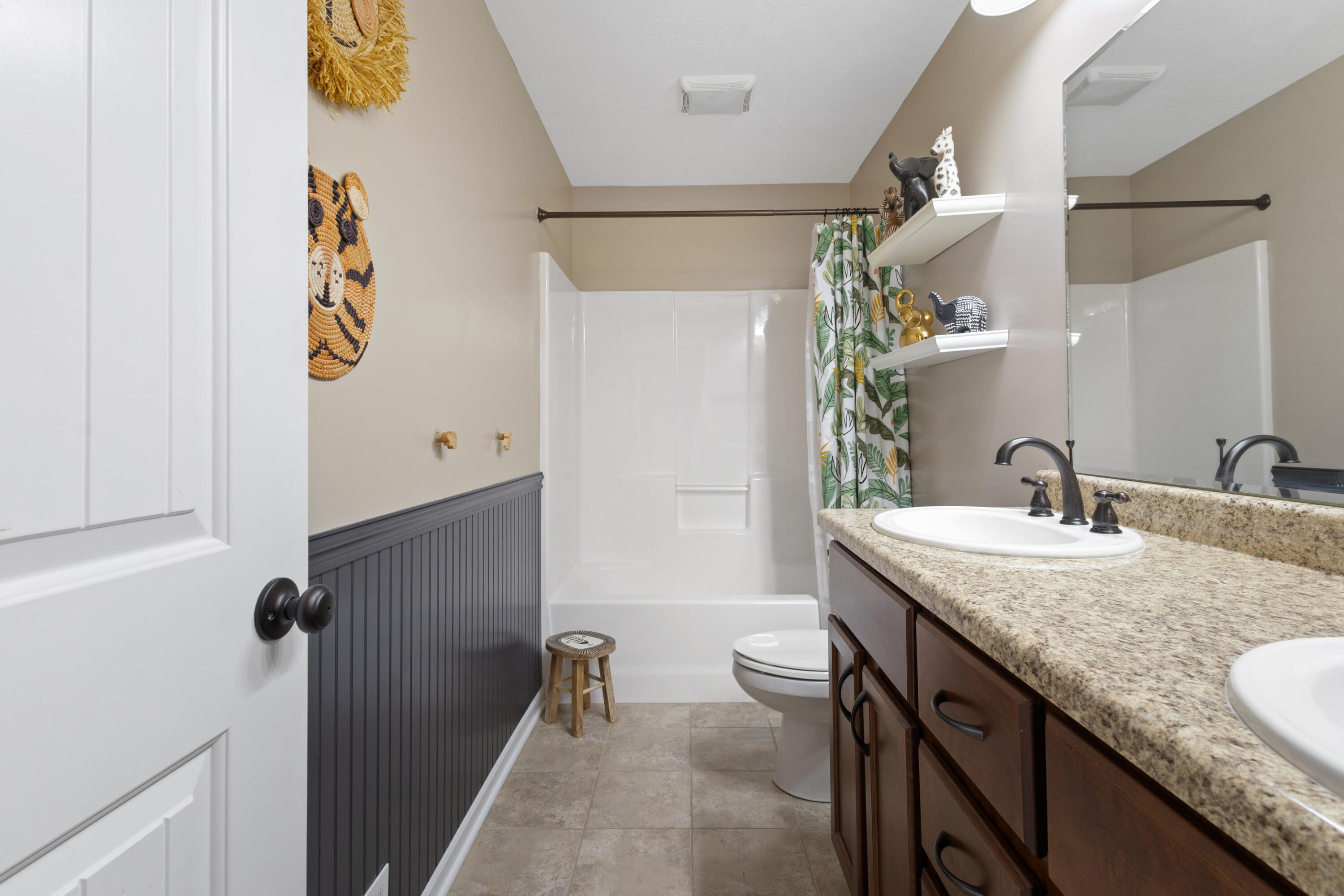 9977 Grape Ridge Kalamazoo, MI 49009 - Photo 45 of 73 IMG_3007