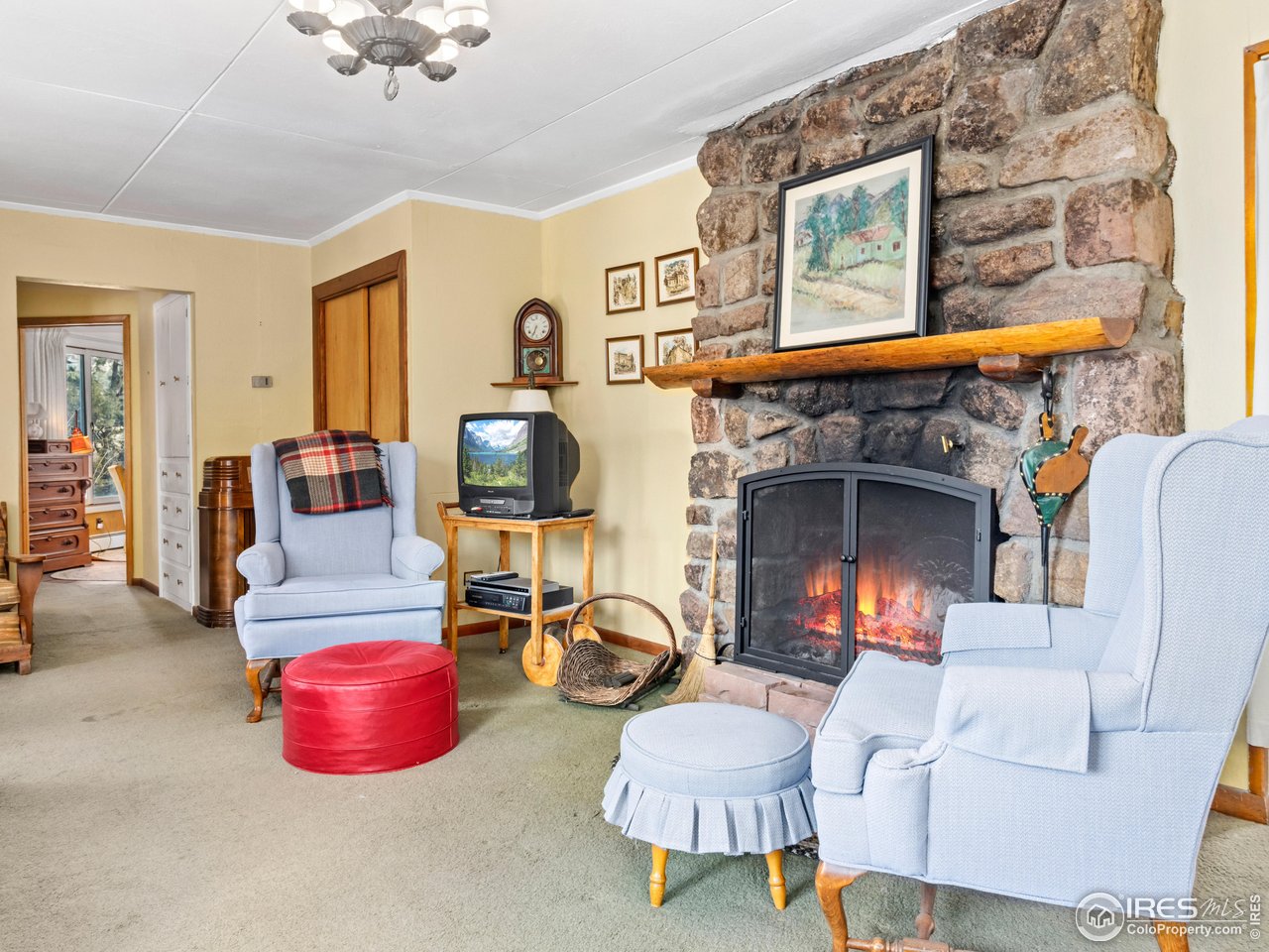 1475 Lower Broadview Road Estes Park, CO 80517 - Photo 21 of 33 Warmth of a Fire Fills your Soul