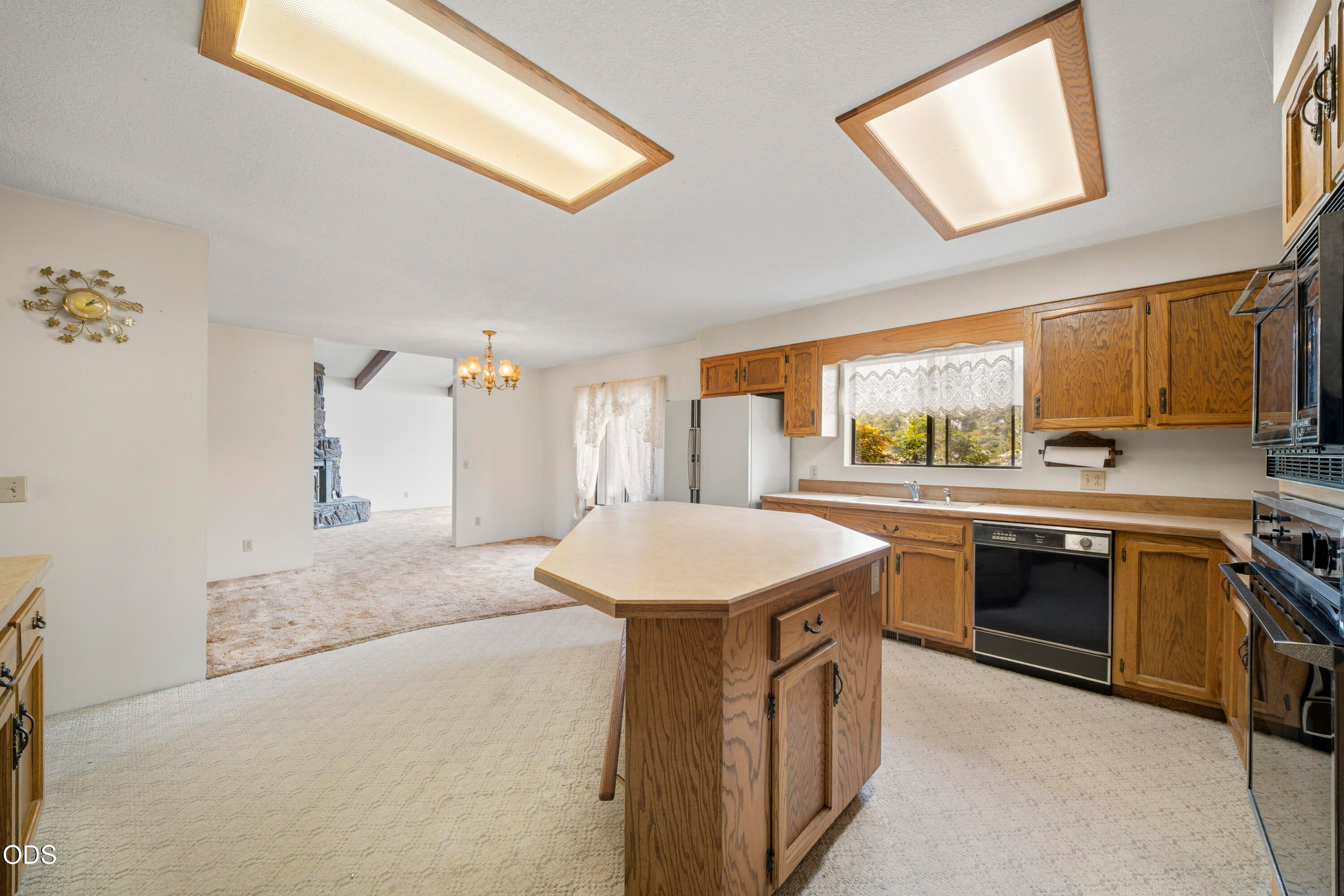 566 Reata Road Prineville, OR 97754 - Photo 10 of 35 Gallery Image 10