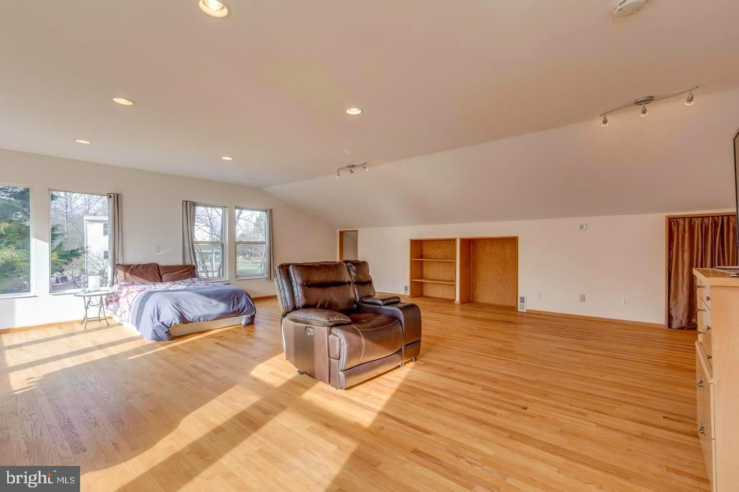 136 Dutch Road Marlton, NJ 08053 - Photo 17 of 52 Expansive Main Level Bedroom or In-Law Suite.