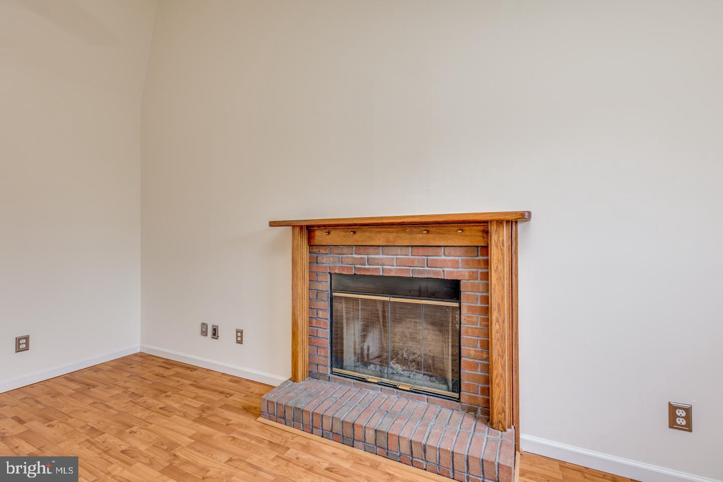 136 Dutch Road Marlton, NJ 08053 - Photo 22 of 52 Family Room with wood burning fireplace