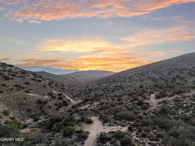 $3,600 | 32901 Hawley Road, Acton, CA 93510