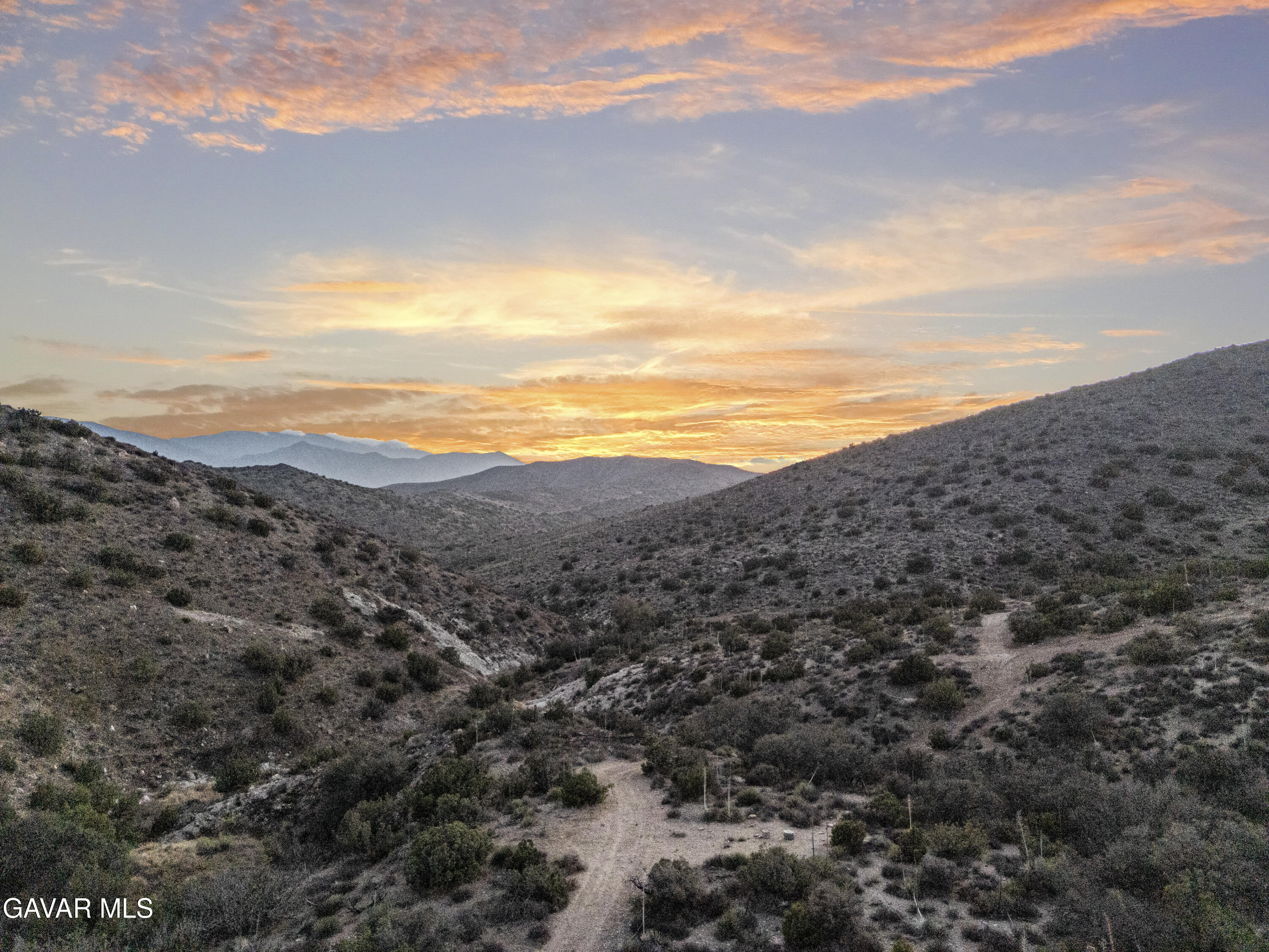 32901 Hawley Road Acton, CA 93510 - Photo 30 of 44 a view of city and mountain