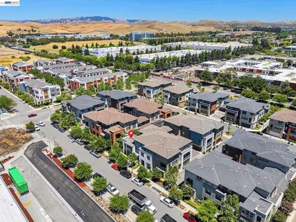 $949,000 | 5810 Midnight Place, Unit D, Dublin, CA 94568