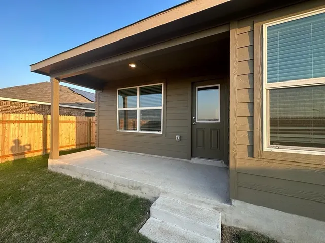 $2,299 | 408 Golden Grove Parkway, San Marcos, TX 78666