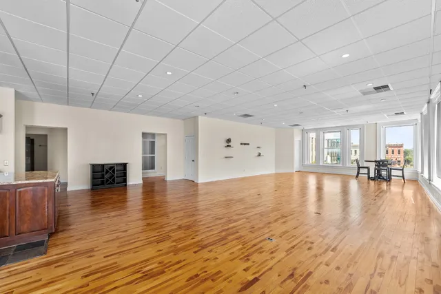 $2,200 | 44 South Jefferson Street, Unit SUITE 204, Winchester, TN 37398