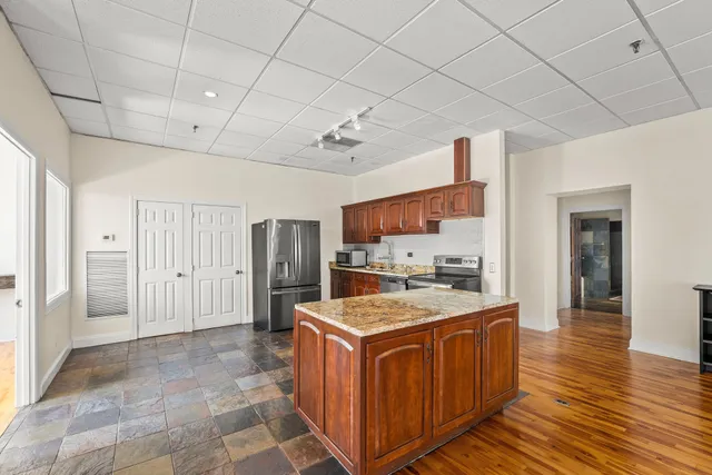 $2,200 | 44 South Jefferson Street, Unit SUITE 204, Winchester, TN 37398