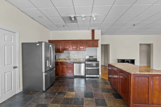$2,200 | 44 South Jefferson Street, Unit SUITE 204, Winchester, TN 37398