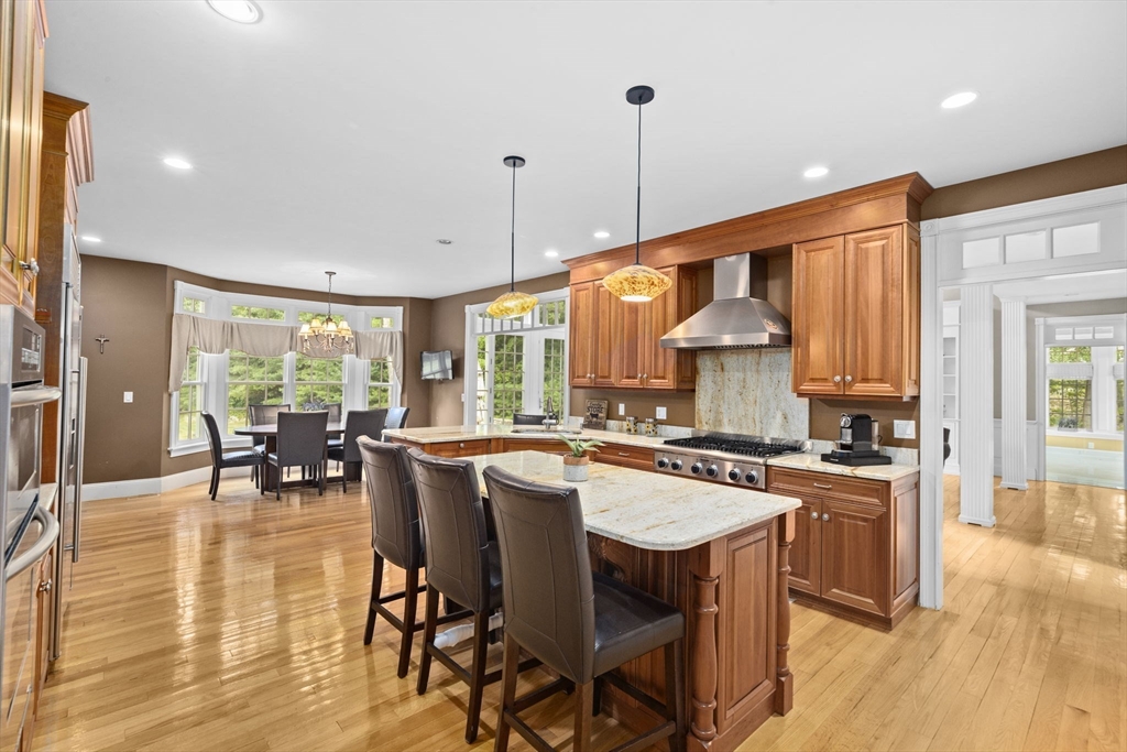 21 Crosswoods Path Walpole, MA 02081 - Photo 11 of 42