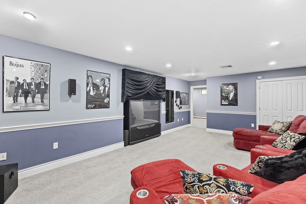 21 Crosswoods Path Walpole, MA 02081 - Photo 36 of 42