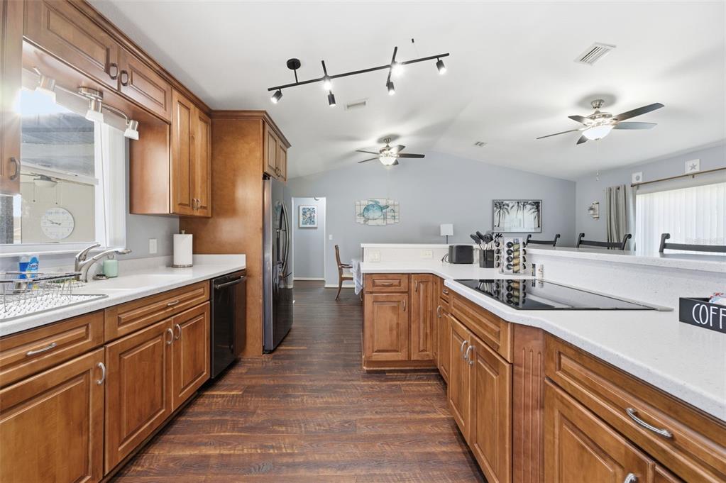 10448 Utah Street Spring Hill, FL 34608 - Photo 33 of 54