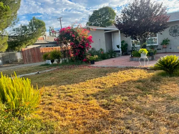 $2,300 | 317 Terry Lane, Hemet, CA 92544