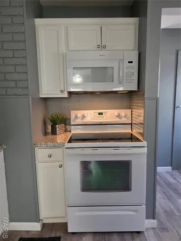 $1,295 | 301 Washington Street, Florissant, MO 63031