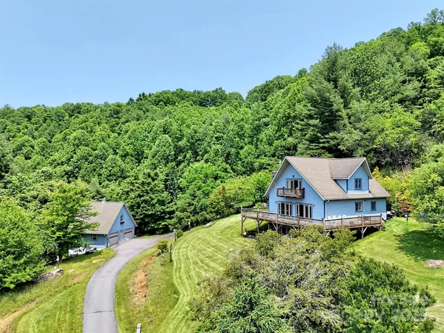 $849,000 | 1592 Piney Hill Road, Burnsville, NC 28714