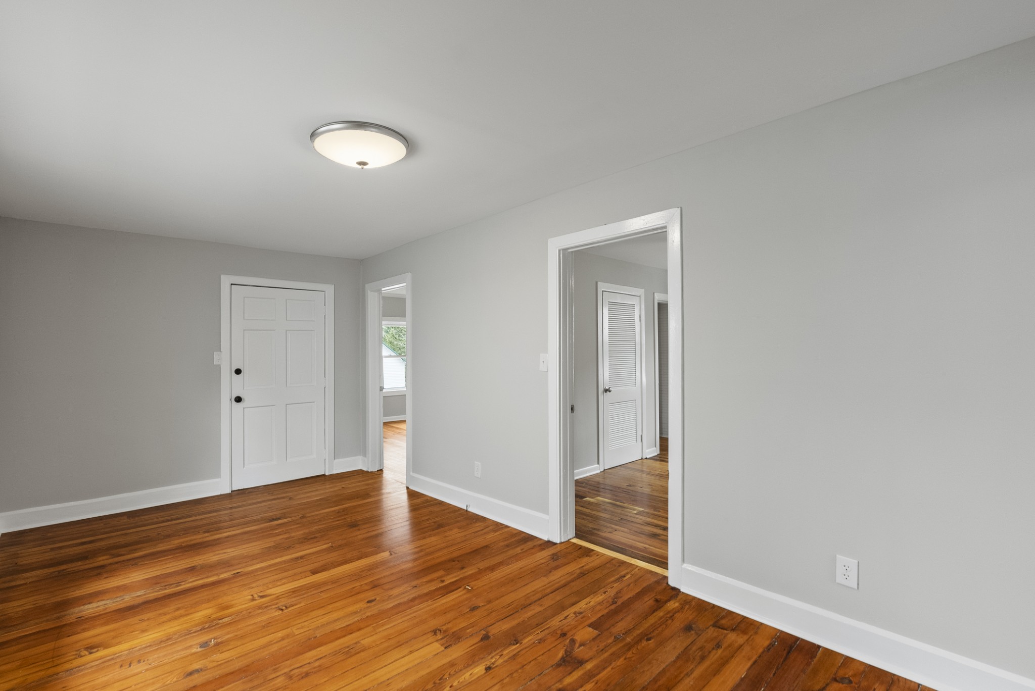 104 North Walnut Street Springfield, TN 37172 - Photo 10 of 19 wooden floor in an empty room