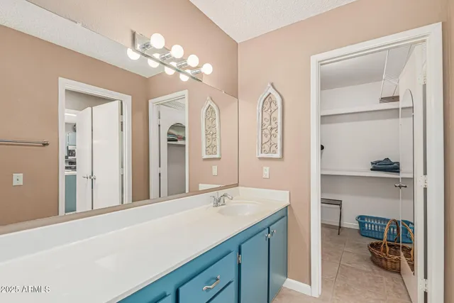 $2,000 | 14300 West Bell Road, Unit 7, Surprise, AZ 85374