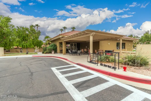 $2,000 | 14300 West Bell Road, Unit 7, Surprise, AZ 85374