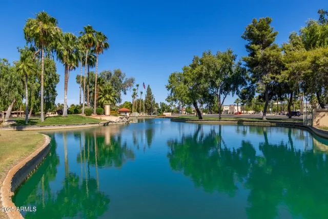 $2,000 | 14300 West Bell Road, Unit 7, Surprise, AZ 85374