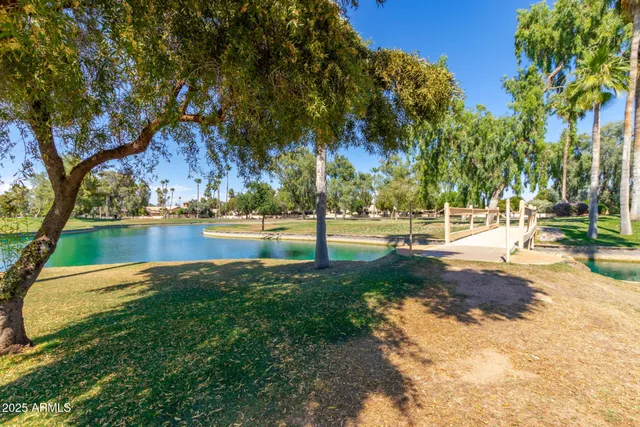 $2,000 | 14300 West Bell Road, Unit 7, Surprise, AZ 85374