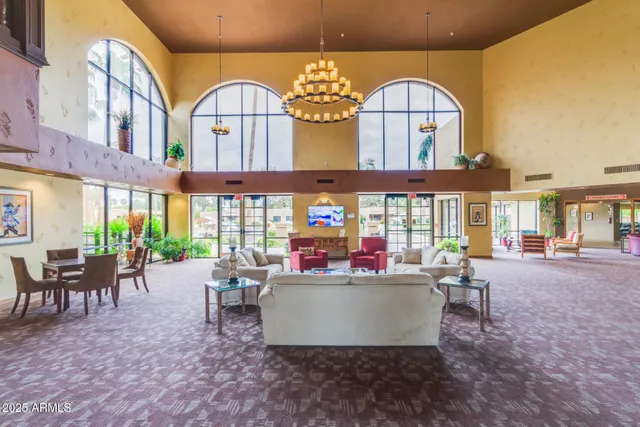 $2,000 | 14300 West Bell Road, Unit 7, Surprise, AZ 85374