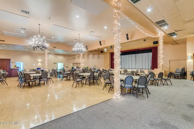 $2,000 | 14300 West Bell Road, Unit 7, Surprise, AZ 85374