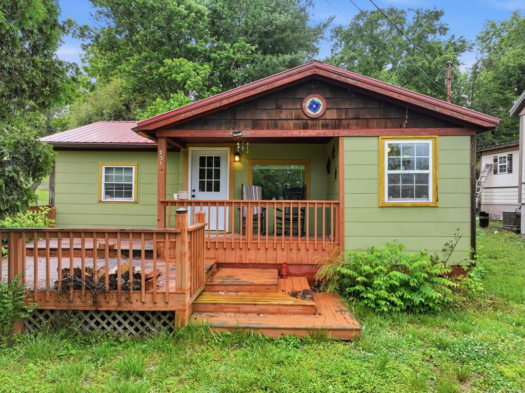 231 Ada Street Blue Ridge, GA 30513 - Photo 22 of 29 Gallery Image 22