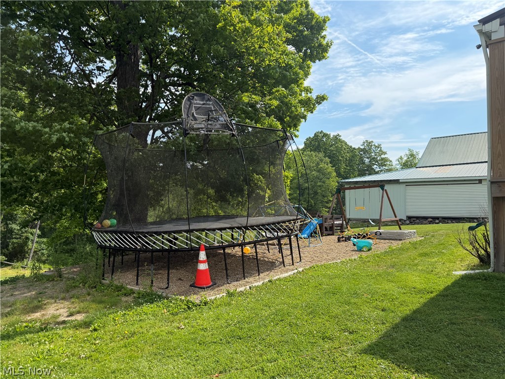 13166 Butternut Road Burton, OH 44021 - Photo 40 of 43