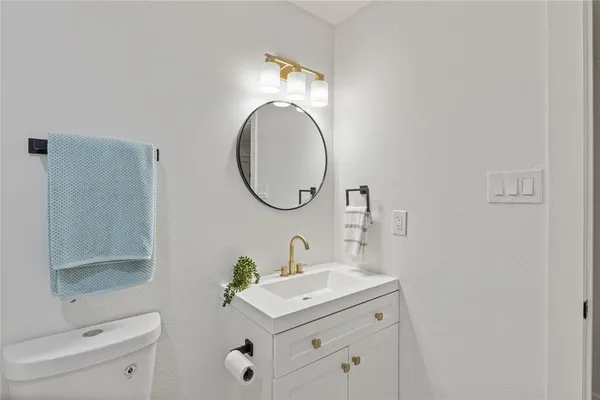 $560,000 | 8617 Baumgarten Drive, Dallas, TX 75228