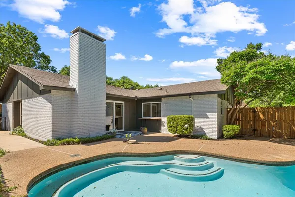 $560,000 | 8617 Baumgarten Drive, Dallas, TX 75228