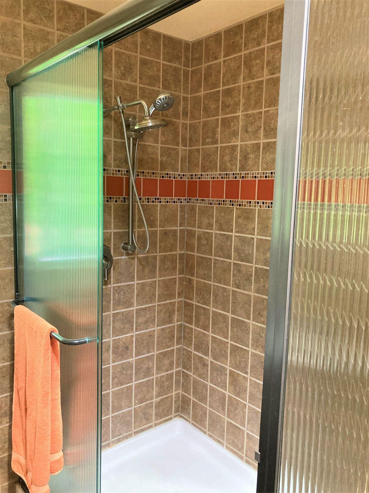 40968 Grouse Drive Three Rivers, CA 93271 - Photo 13 of 31 a bathroom with a shower