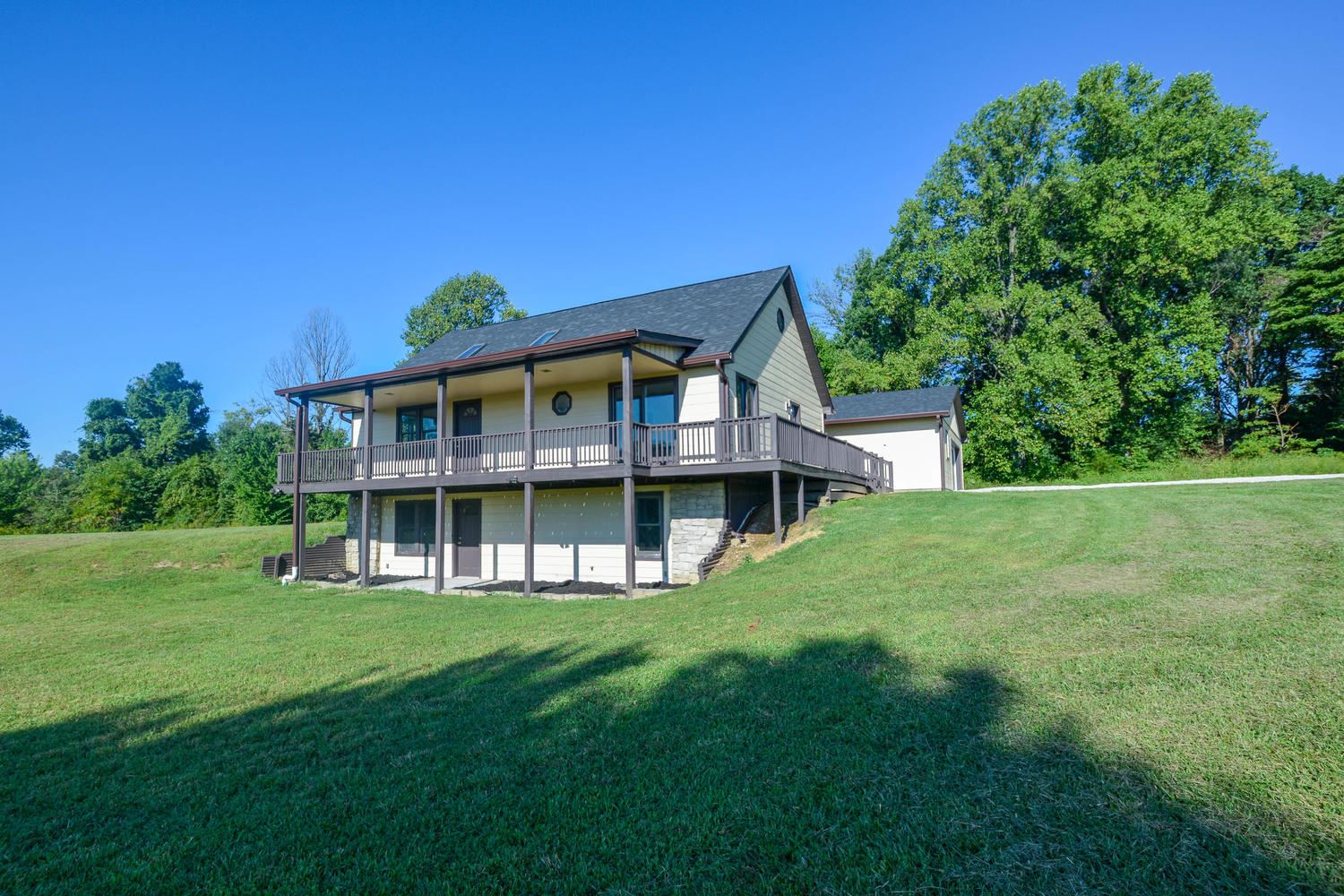 291 Phillips Lane Springville, IN 47462 - Photo 4 of 36