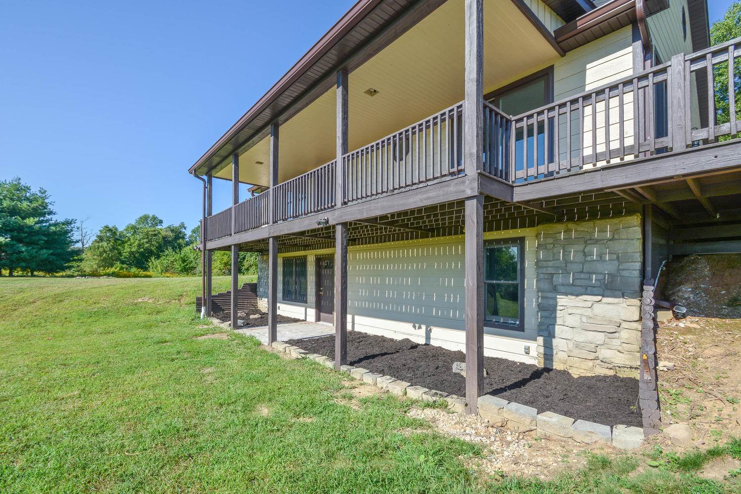 291 Phillips Lane Springville, IN 47462 - Photo 5 of 36