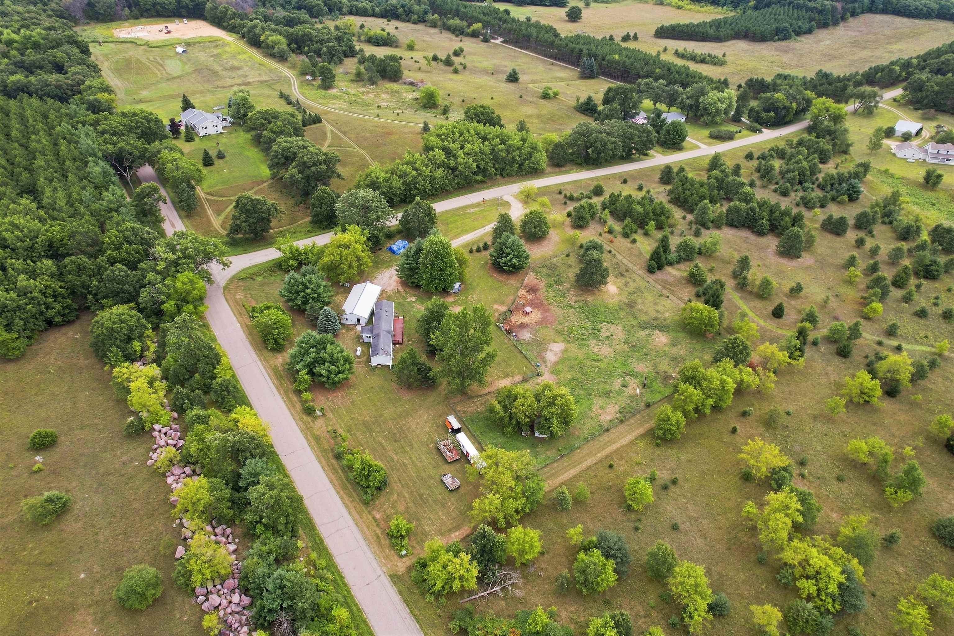 N485 E Road Waupaca, WI 54981 - Photo 17 of 49 Gallery Image 17