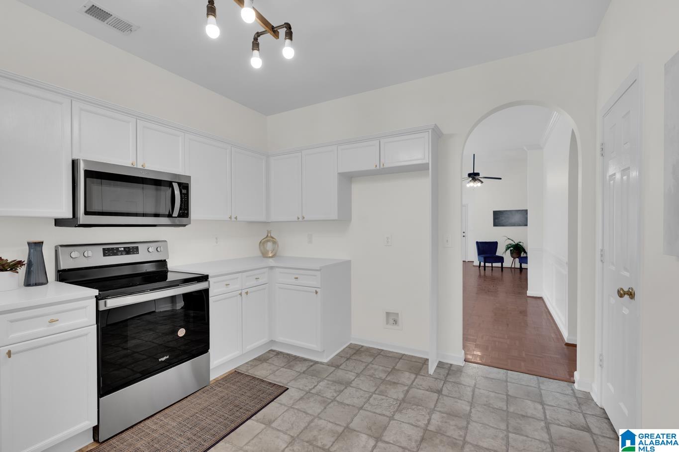 2263 Summer Ridge Drive Birmingham, AL 35226 - Photo 8 of 47