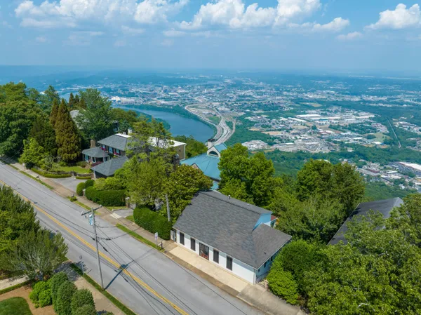 $4,000 | 1003 East Brow Road, Lookout Mountain, TN 37350