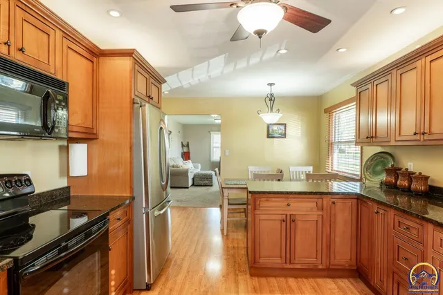 $170,000 | 123 South 3rd Street, Osage City, KS 66523