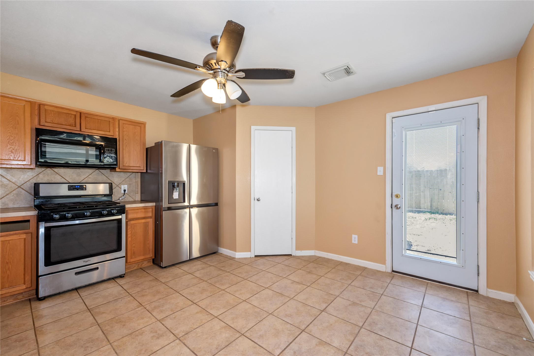 21219 Misty Brook Bend Lane Spring, TX 77379 - Photo 7 of 24