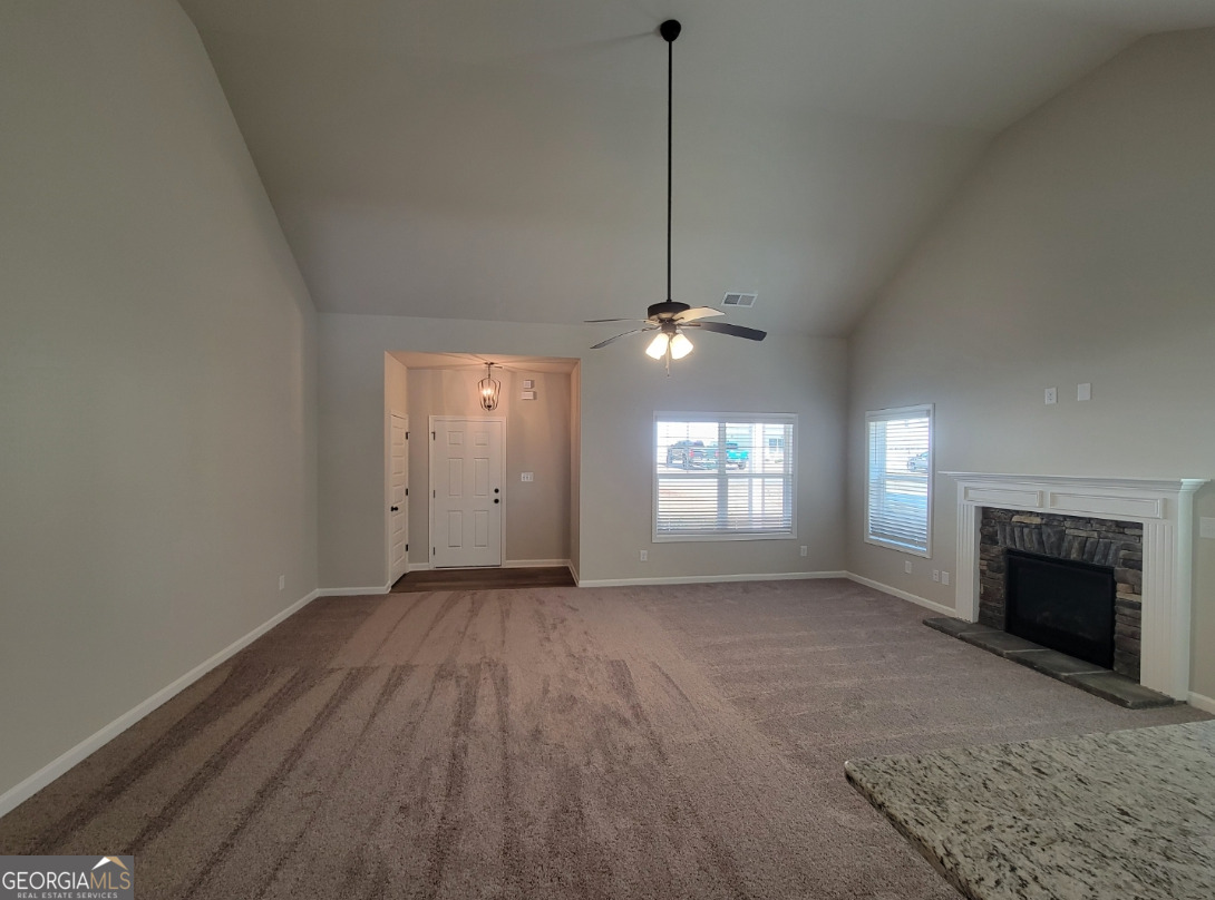 275 S Ridge Senoia, GA 30276 - Photo 7 of 37