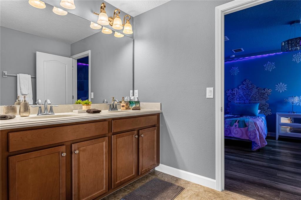 1417 Wexford Way Davenport, FL 33896 - Photo 36 of 67