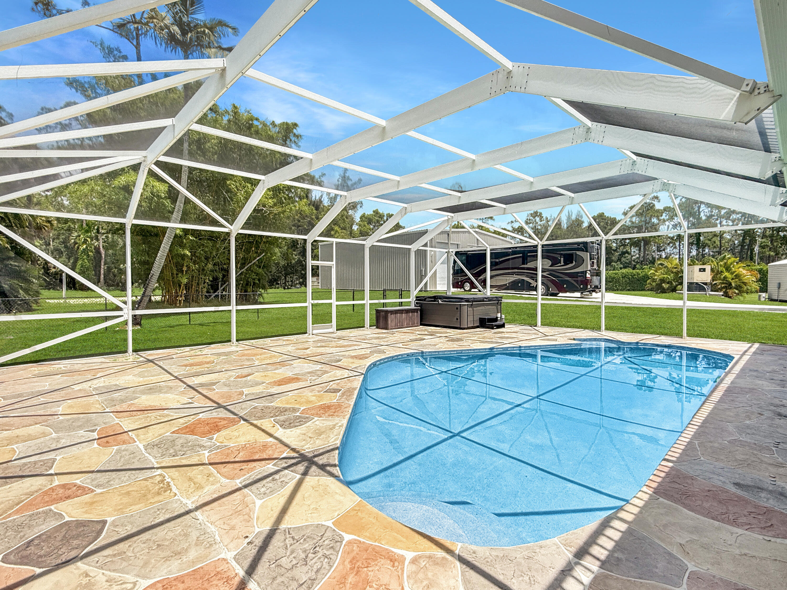 2511 F Road Loxahatchee Groves, FL 33470 - Photo 23 of 61 Pool