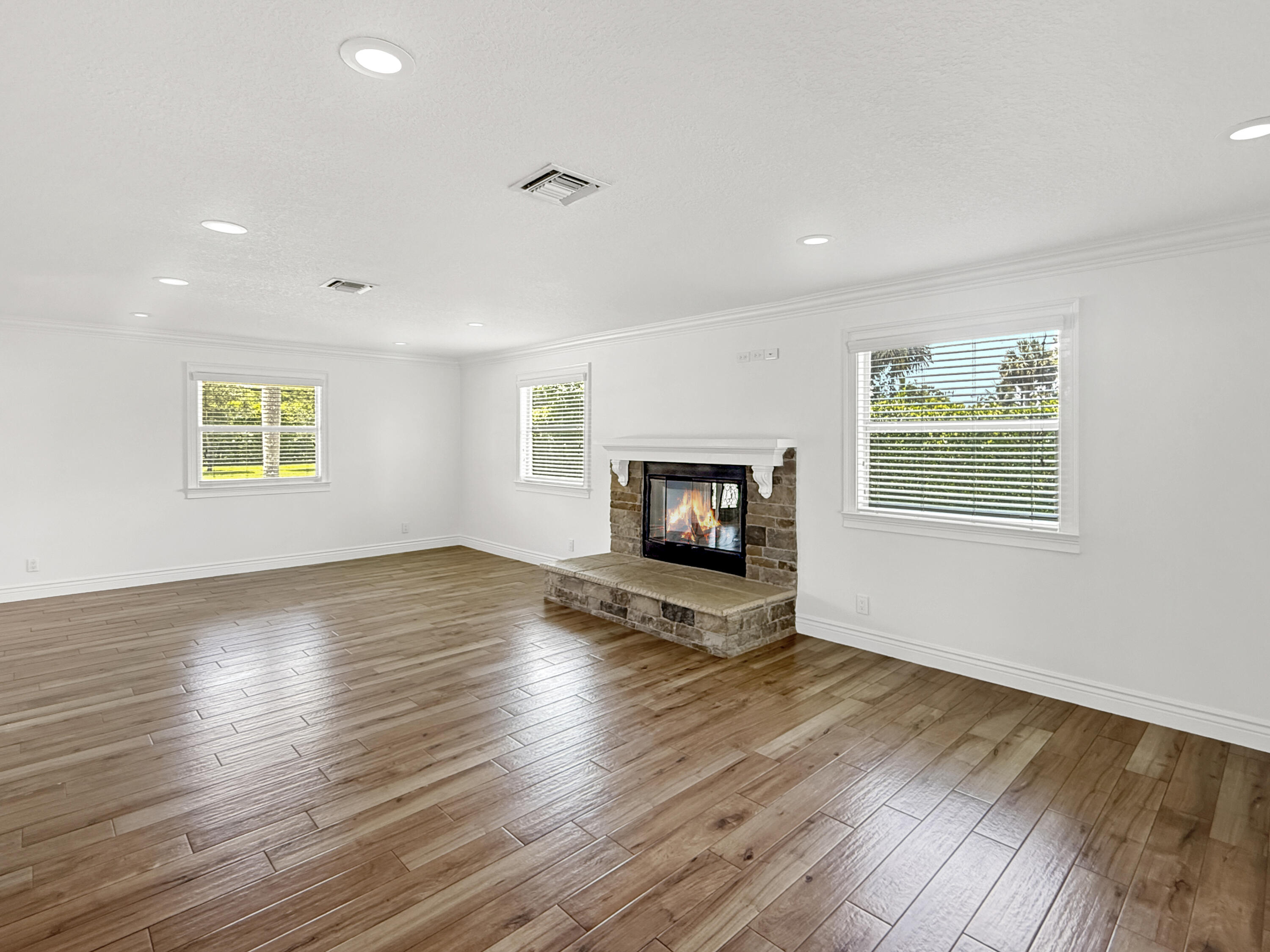 2511 F Road Loxahatchee Groves, FL 33470 - Photo 7 of 61 Living Room