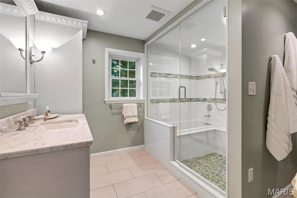 9845 Northbridge Road St. Louis, MO 63124 - Photo 26 of 59