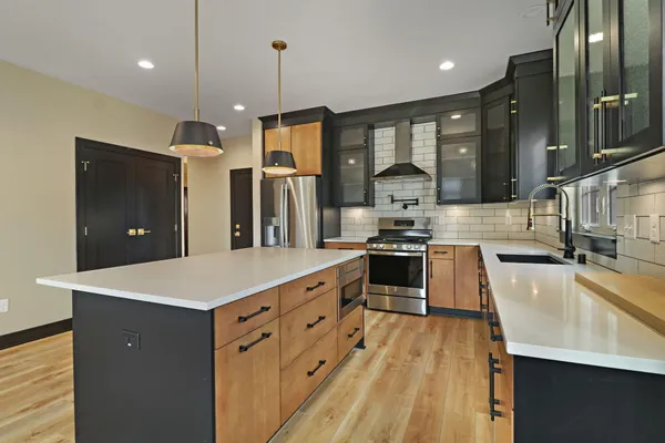 $759,900 | 4751 98th Street, Pleasant Prairie, WI 53158