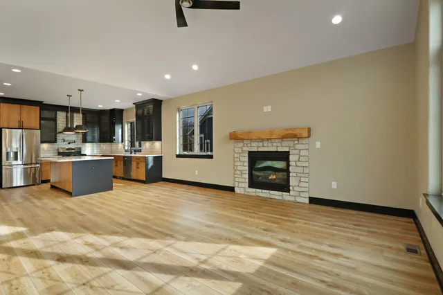 $759,900 | 4751 98th Street, Pleasant Prairie, WI 53158