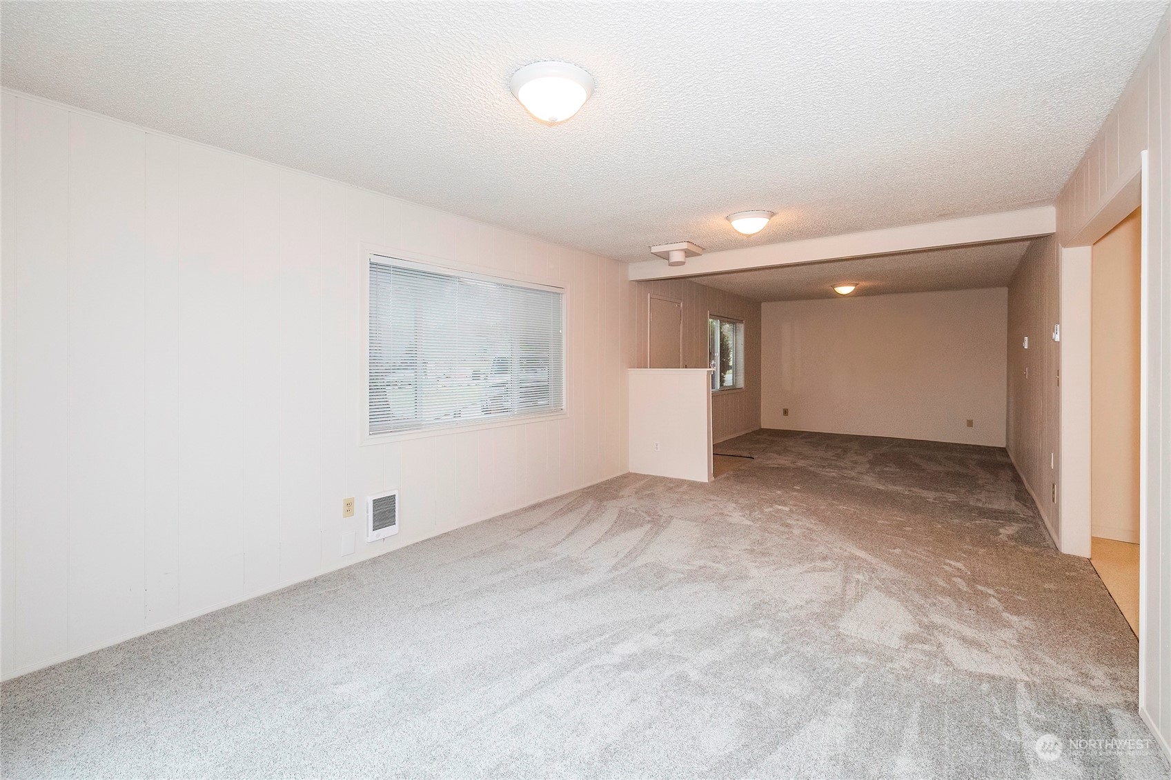 2460 Mitchell Road Southeast Port Orchard, WA 98366 - Photo 7 of 40 Gallery Image 7