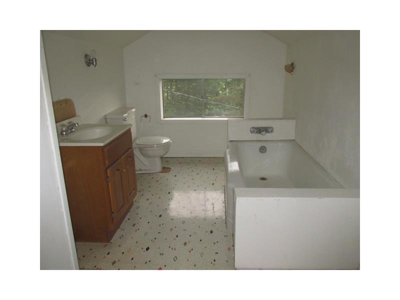 364 Turkey Foot Trail Road Markleton, PA 15551 - Photo 9 of 15 Full Bath.